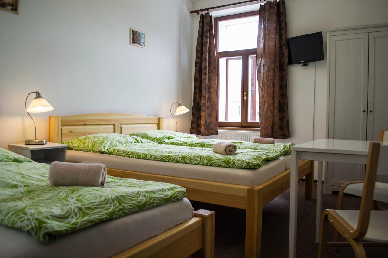 Penzion Na Knizeci Cimelice ภายนอก รูปภาพ